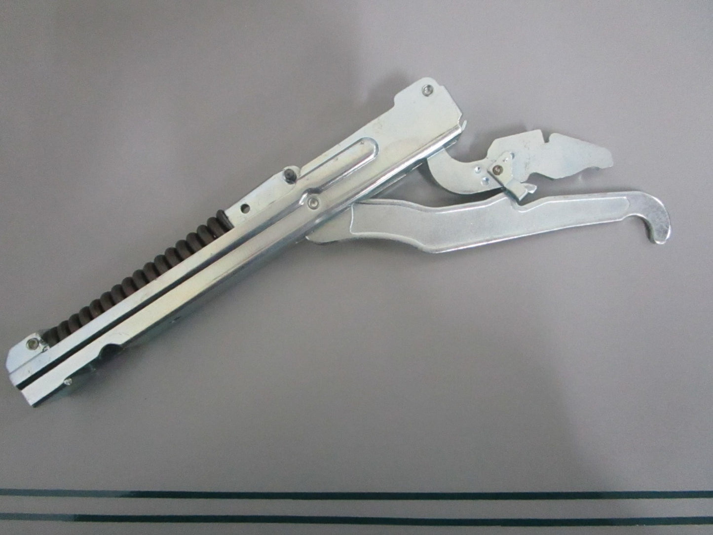 NEW OEM 00487746 Bosch Oven Door Hinge 0820