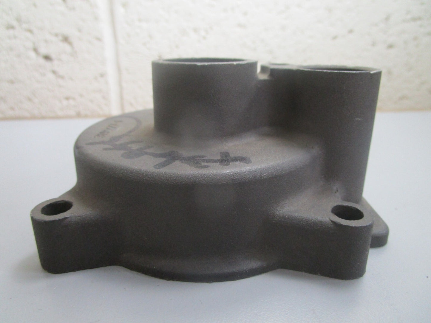 *NEW OEM* 0810 OMC Johnson Evinrude Water Pump Housing 319277 0319277