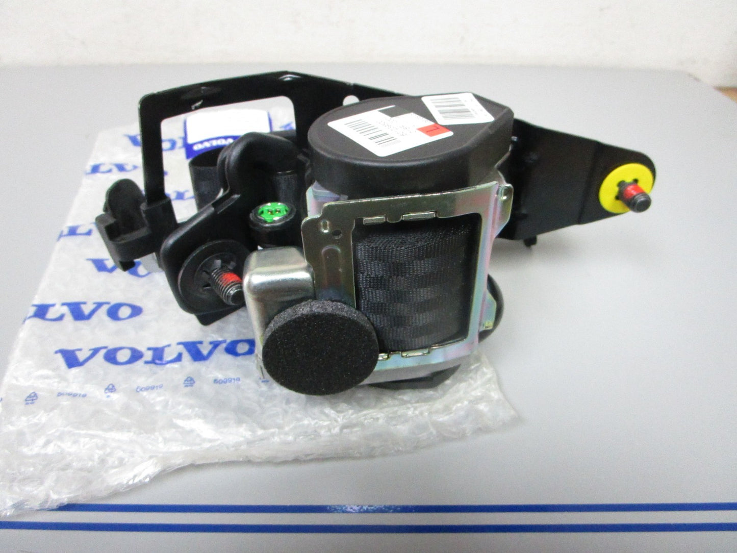 NEW OEM 31351464 Volvo Penta XC90 Lap & Shoulder Seat Belt 0720