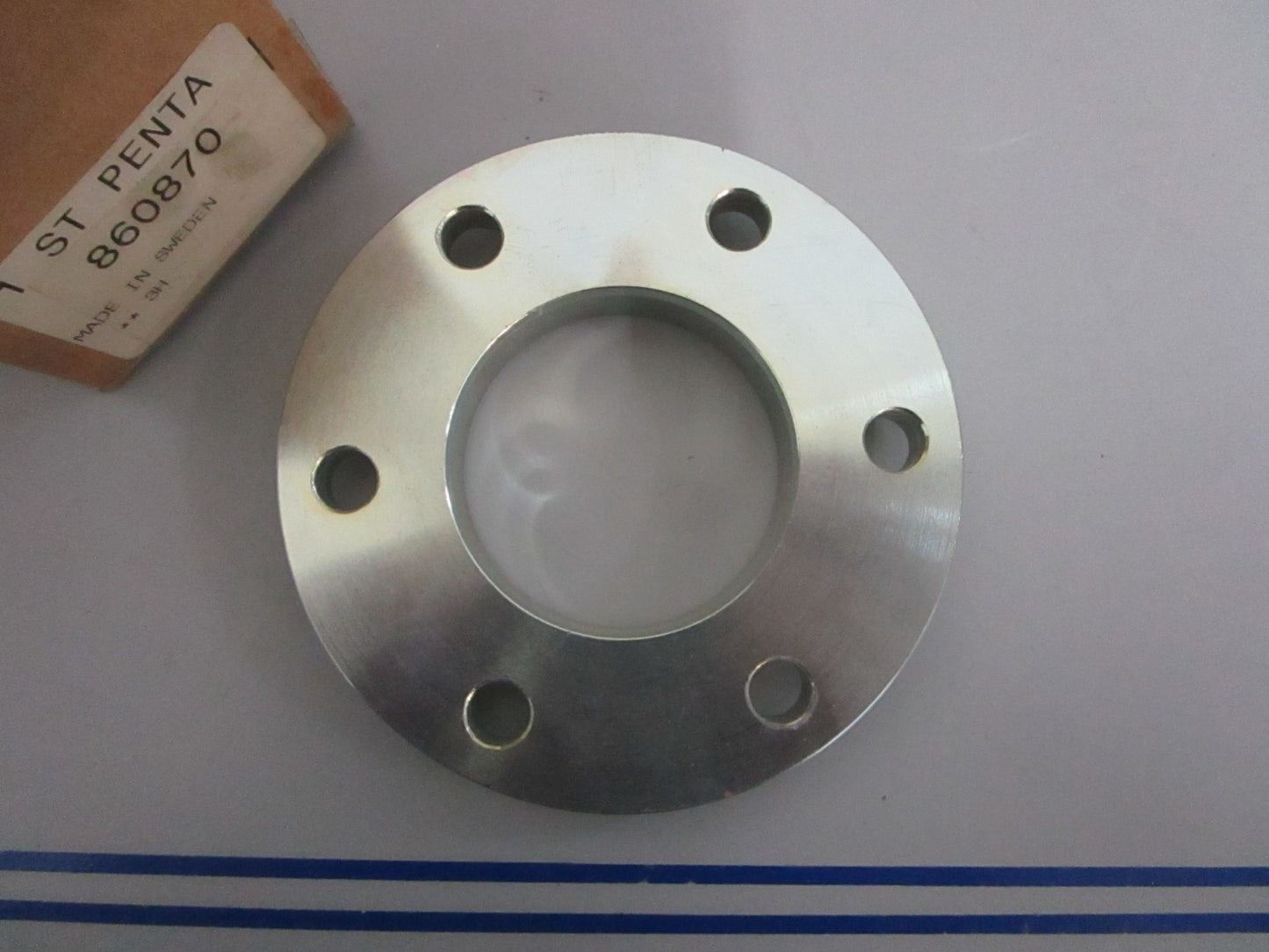 *NEW OEM* 0820 Volvo Penta Spcaer 860870