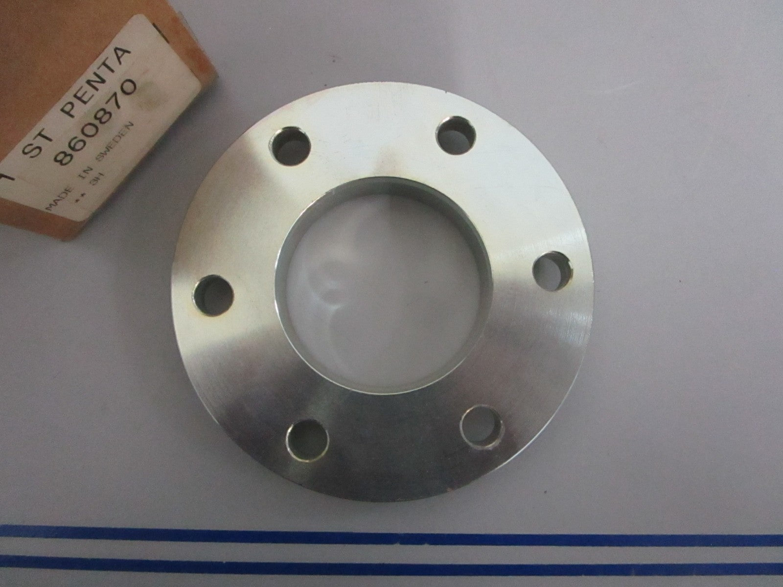 *NEW OEM* 0820 Volvo Penta Spcaer 860870