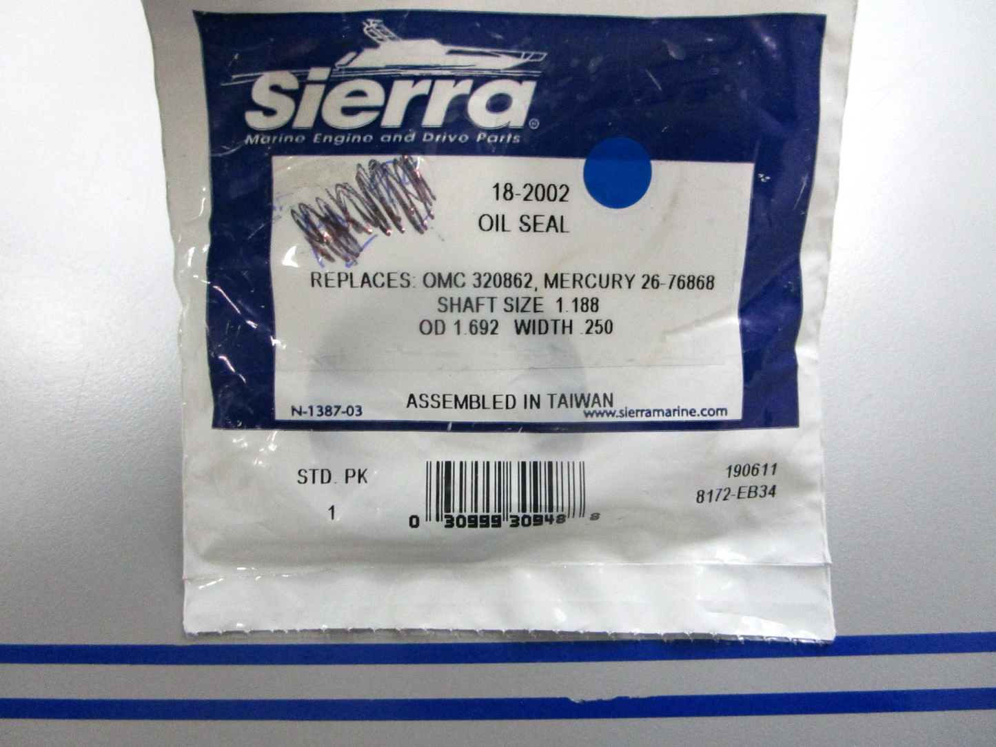 *NEW* 0810 Sierra Oil Seal 18-2002 Replaces: OMC 320862 Mercury: 26-76868