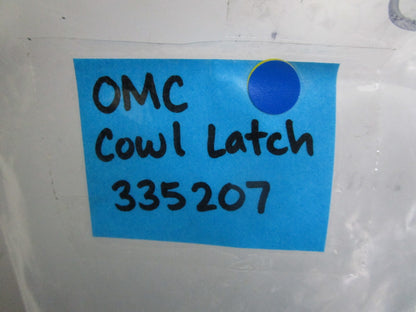 *NEW OEM* 0820 OMC Johnson Evinrude Cowl Latch 335207 0335207