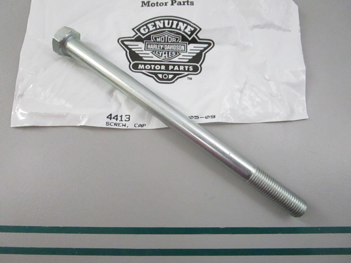 NEW OEM 4413 Harley Davidson Bolt 0810