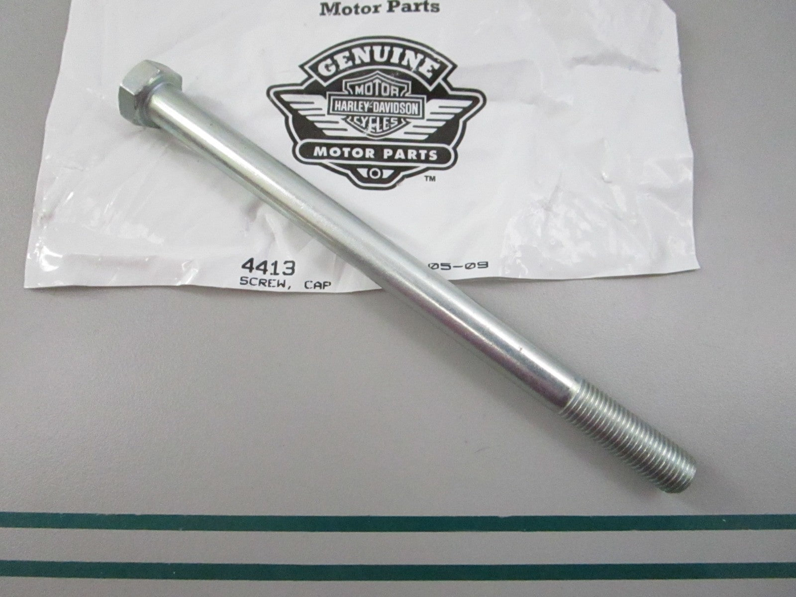NEW OEM 4413 Harley Davidson Bolt 0810