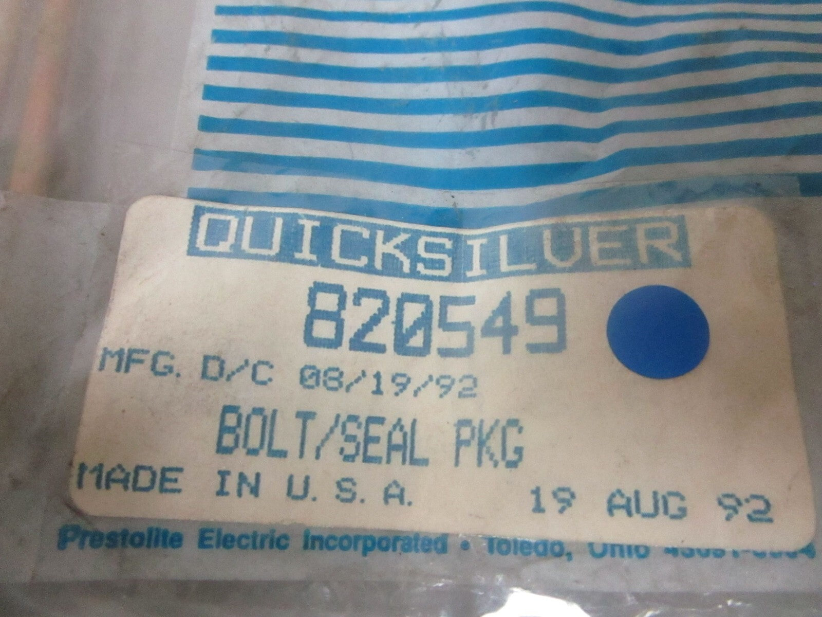 *NEW OEM* 0770 Mercury Quicksilver Bolt/Seal Package 820549