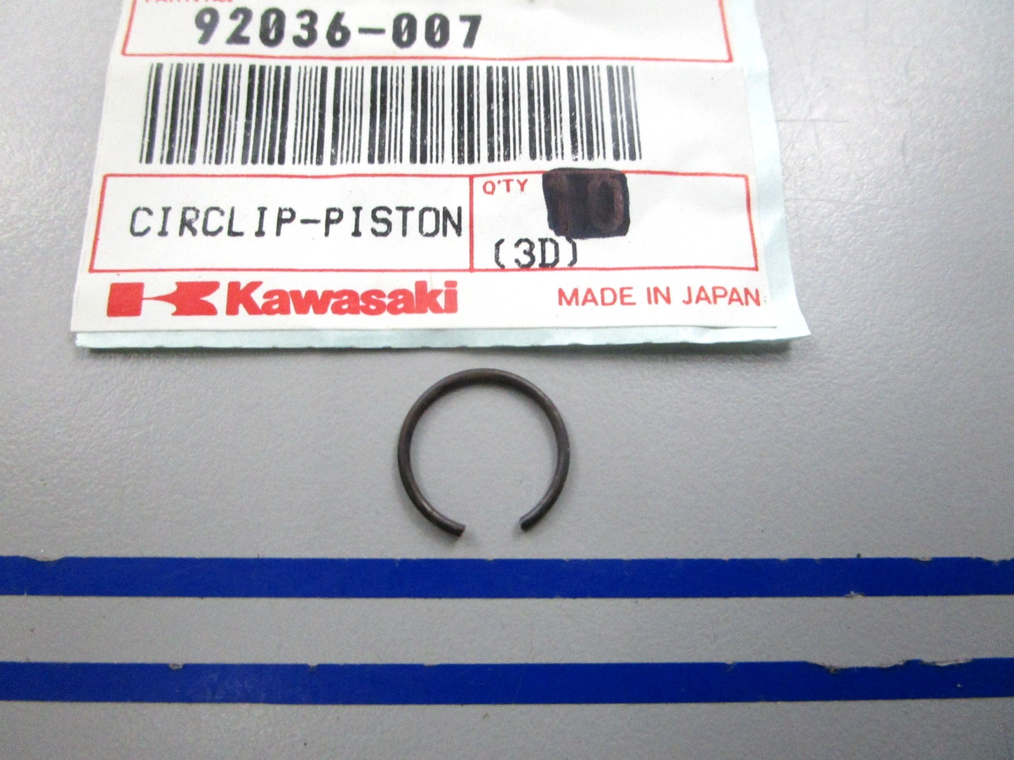 NEW OEM 92036-007 Kawasaki Piston Circlip 0810