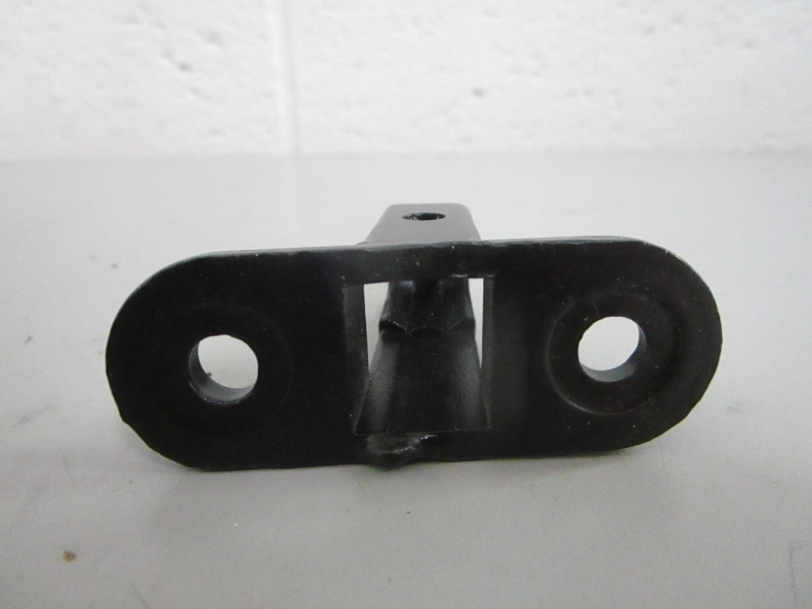 NEW OEM 332637 0332637 OMC Johnson Evinrude Anchor Block 0820