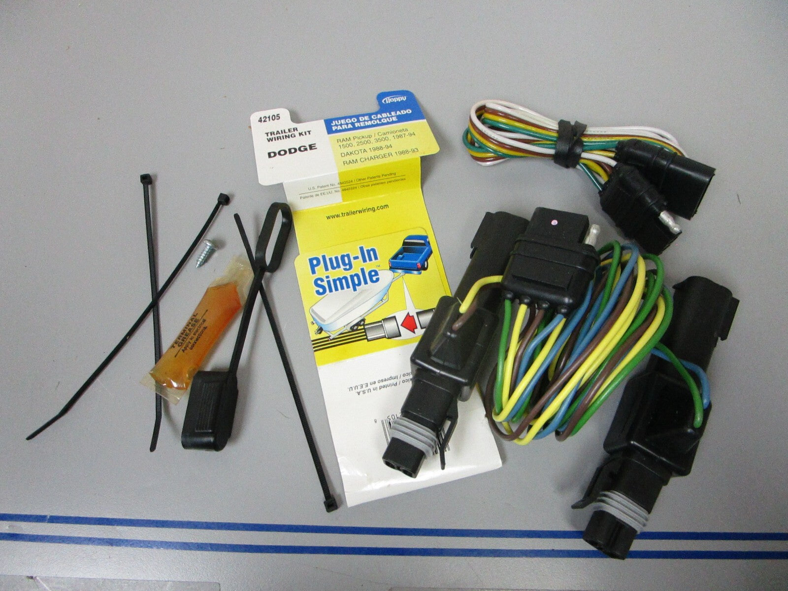 *NEW* 0810 Hoppy Hopkins Dodge & More Trucks Plug-In Simple Wiring Kit 42105