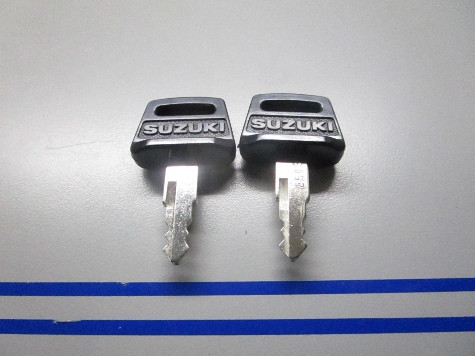 *NEW OEM* (LOT OF 2) 0810 Suzuki (8518) Ignition Key 37141-93320
