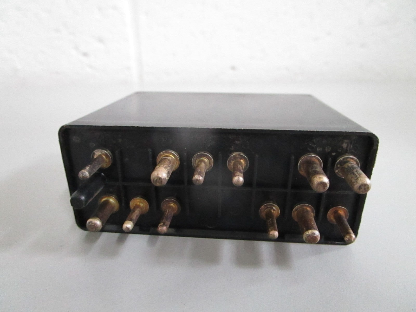 NEW OEM 2018210247 Mercedes-Benz Multi-Purpose Relay 0820