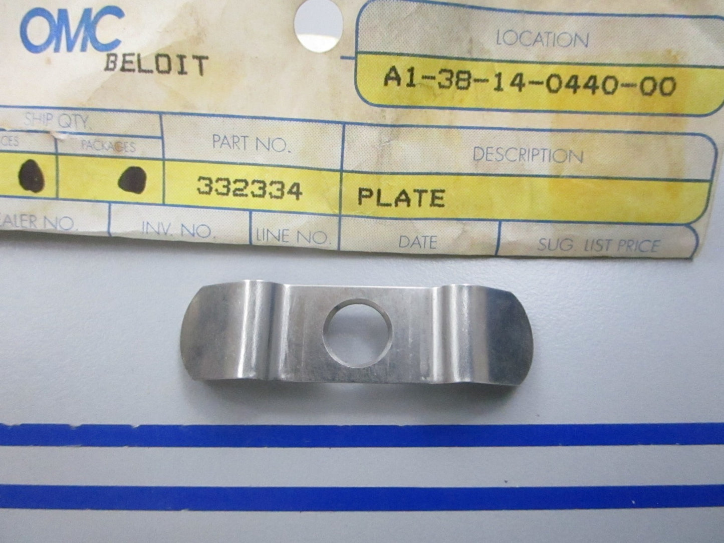 NEW OEM 332334 0332334 OMC Johnson Evinrude Plate 0810