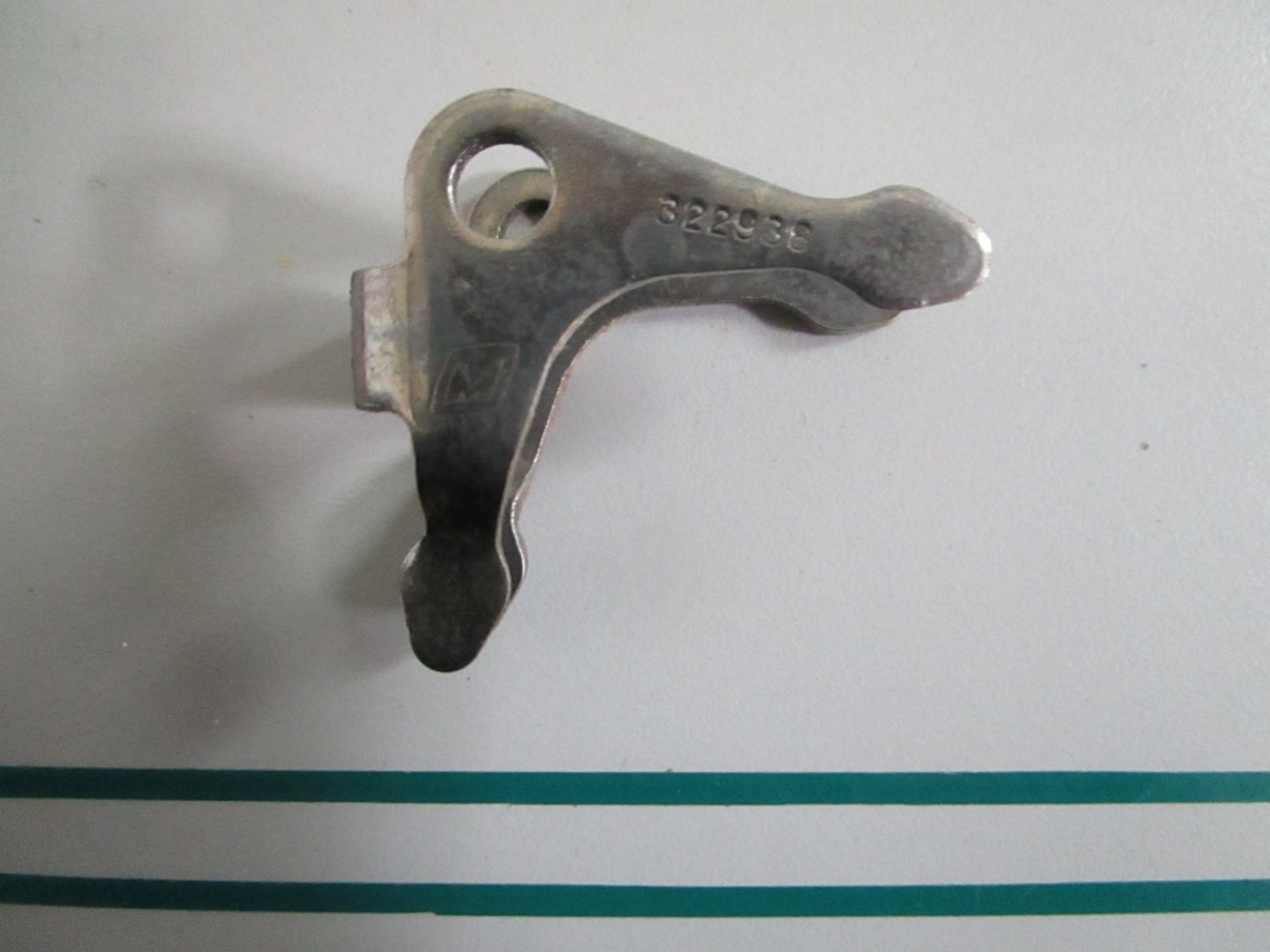 NEW OEM 322938 0322938 OMC Johnson Evinrude Shifter Lever 0820