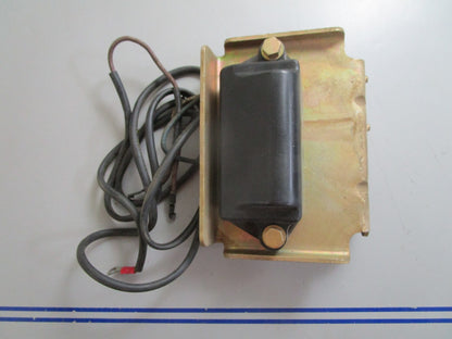 *NEW OEM* 0810 OMC Johnson Evinrude Powerpack CDI & Bracket 982494 910246