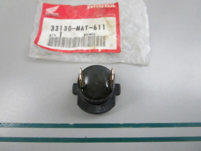 NEW OEM 33130-MAT-611 Honda Headlight Socket 0810