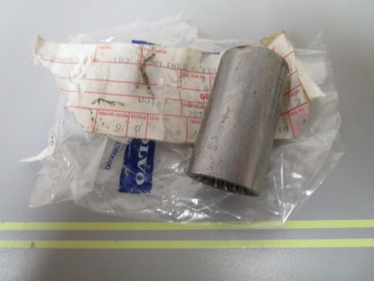 *NEW OEM* 0720 Volvo Penta Splined Sleeve 875183