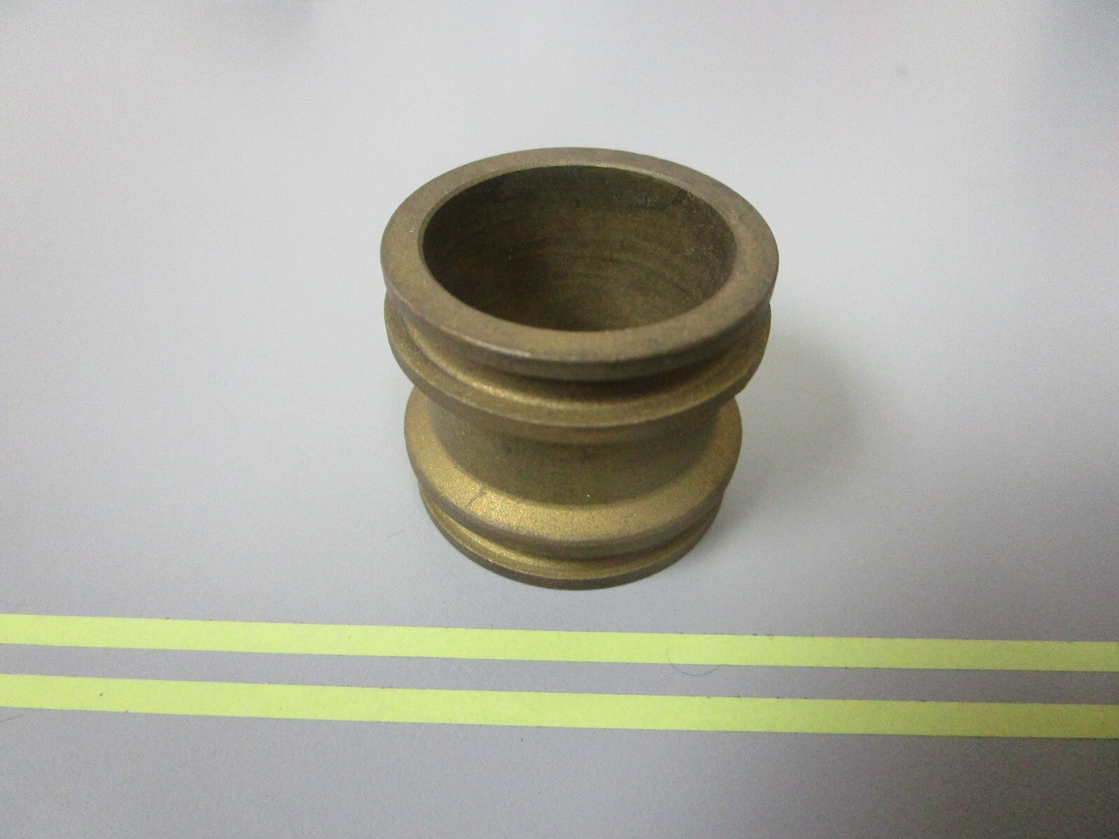 *NEW OEM* 0810 Volvo Penta Pipe Seal 842966