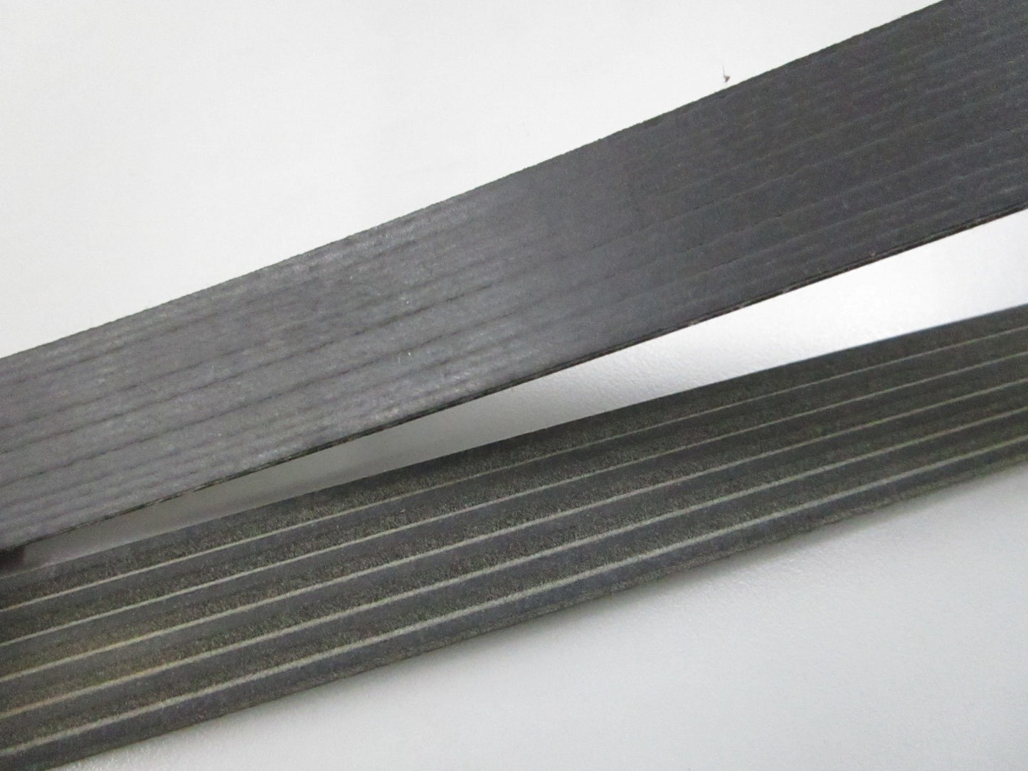 Gates K060876 Micro-V Serpentine Belt 6-Rib 87.57in NEW 0810