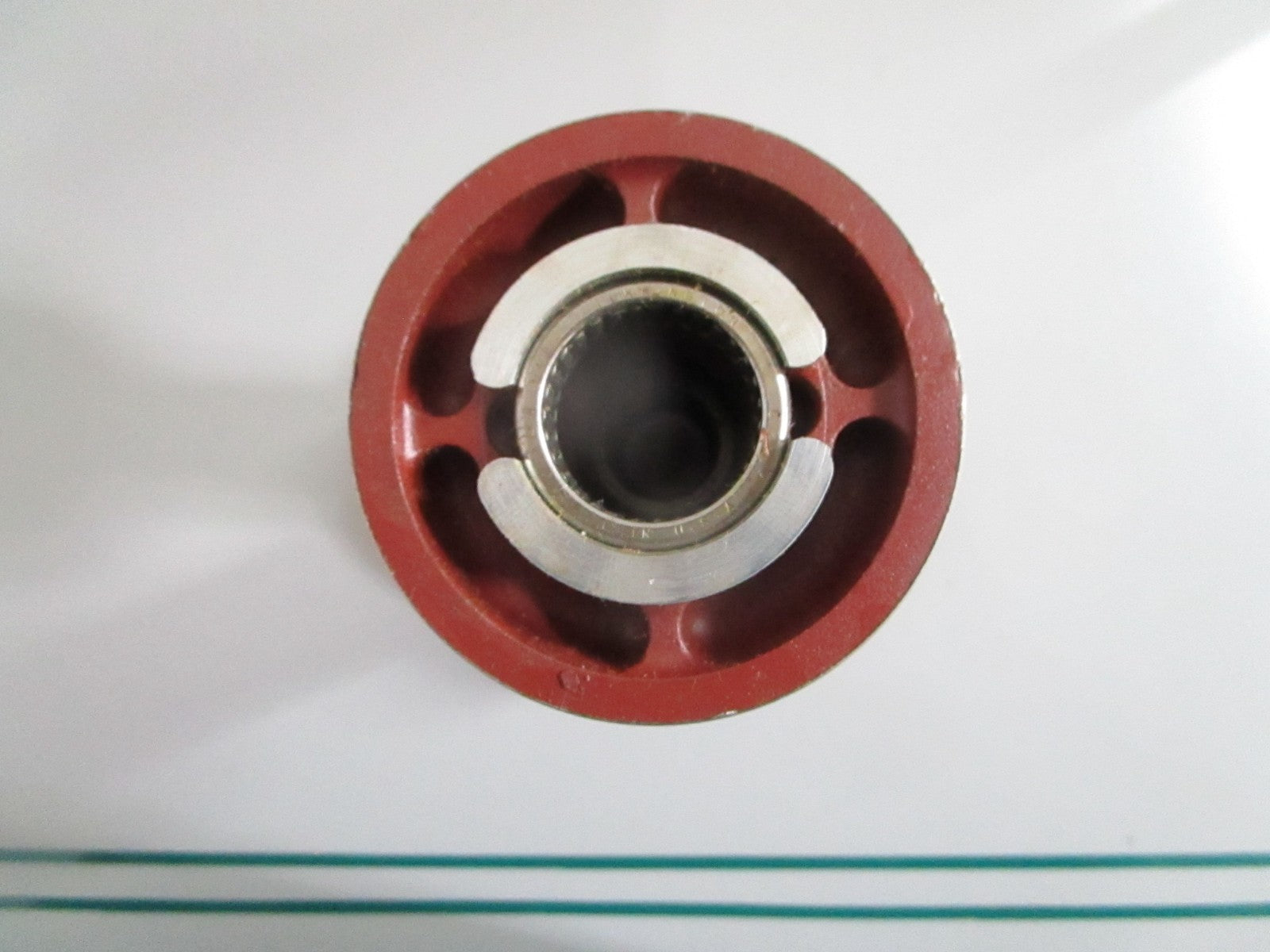 NEW OEM 386161 0386161 OMC Johnson Evinrude Bering Housing 0820