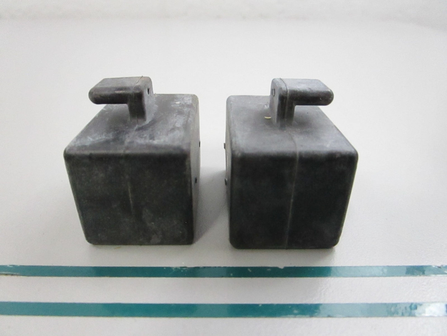 NEW OEM (LOT OF 2) 11538M Mercury Quicksilver Mount 0810