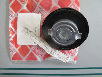 NEW OEM 1404700005 Mercedes-Benz Fuel Tank Cap 0820