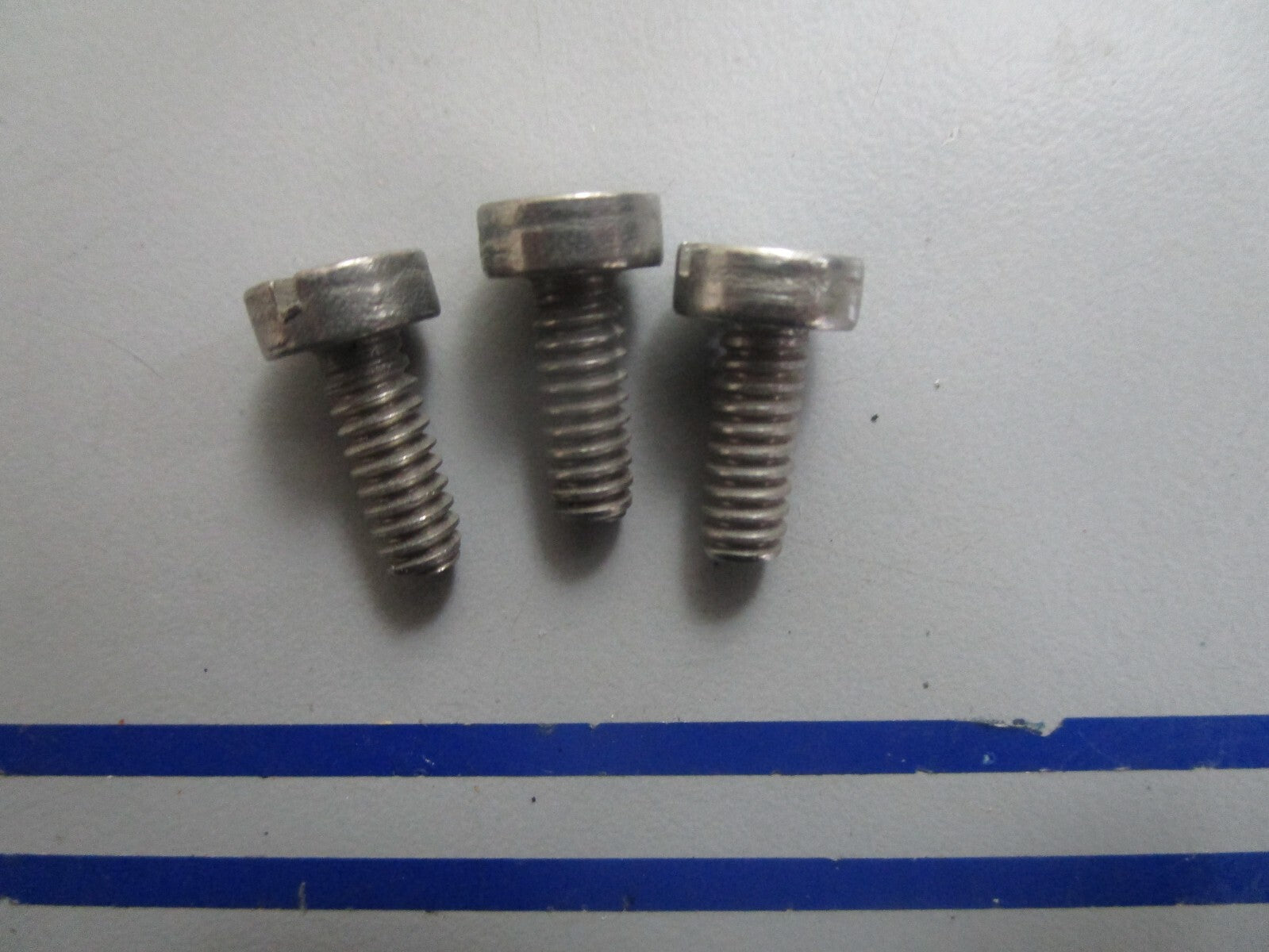 *NEW OEM* (LOT OF 3) 0810 Volvo Penta Screw 804342