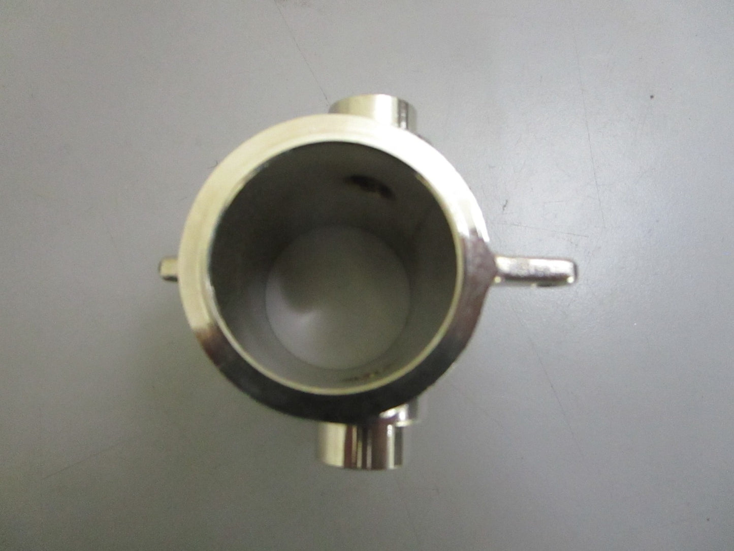 *NEW OEM* 0820 Volvo Penta Bearing Sleeve 814389