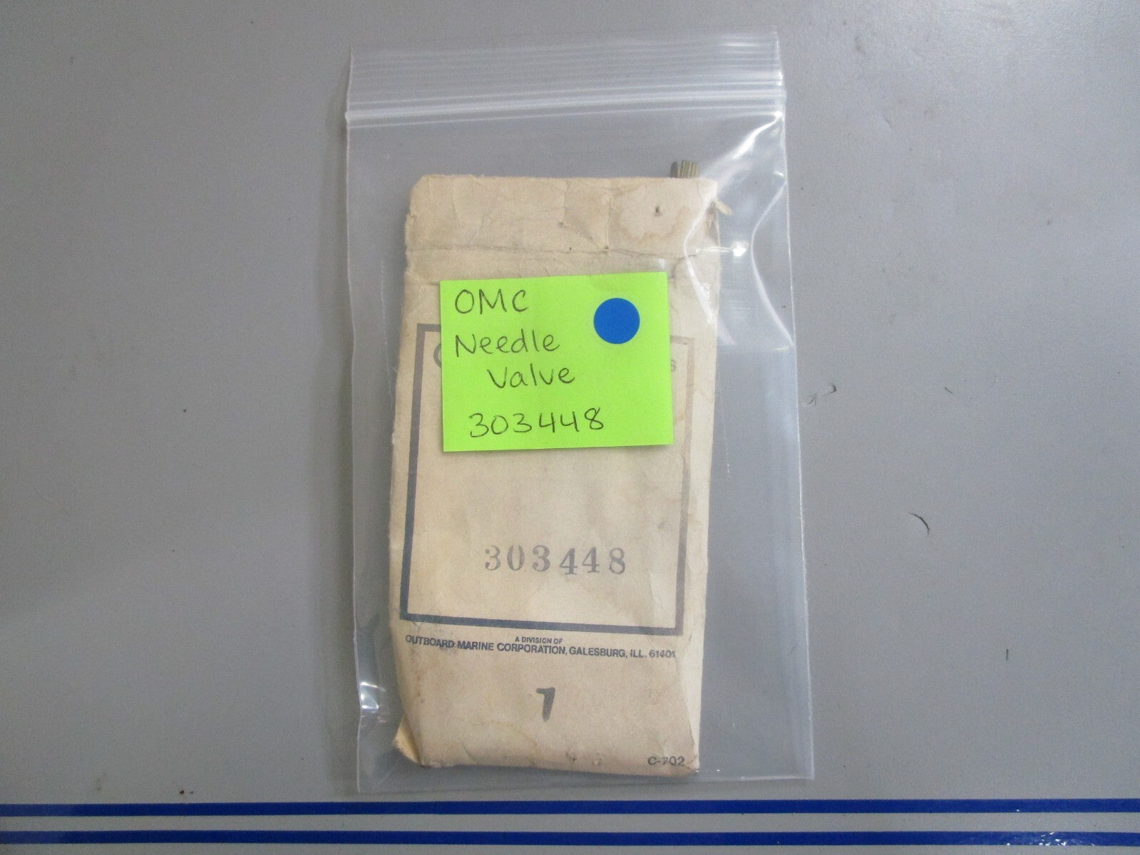 *NEW OEM* 0810 OMC Johnson Evinrude Needle Valve 303448 0303448