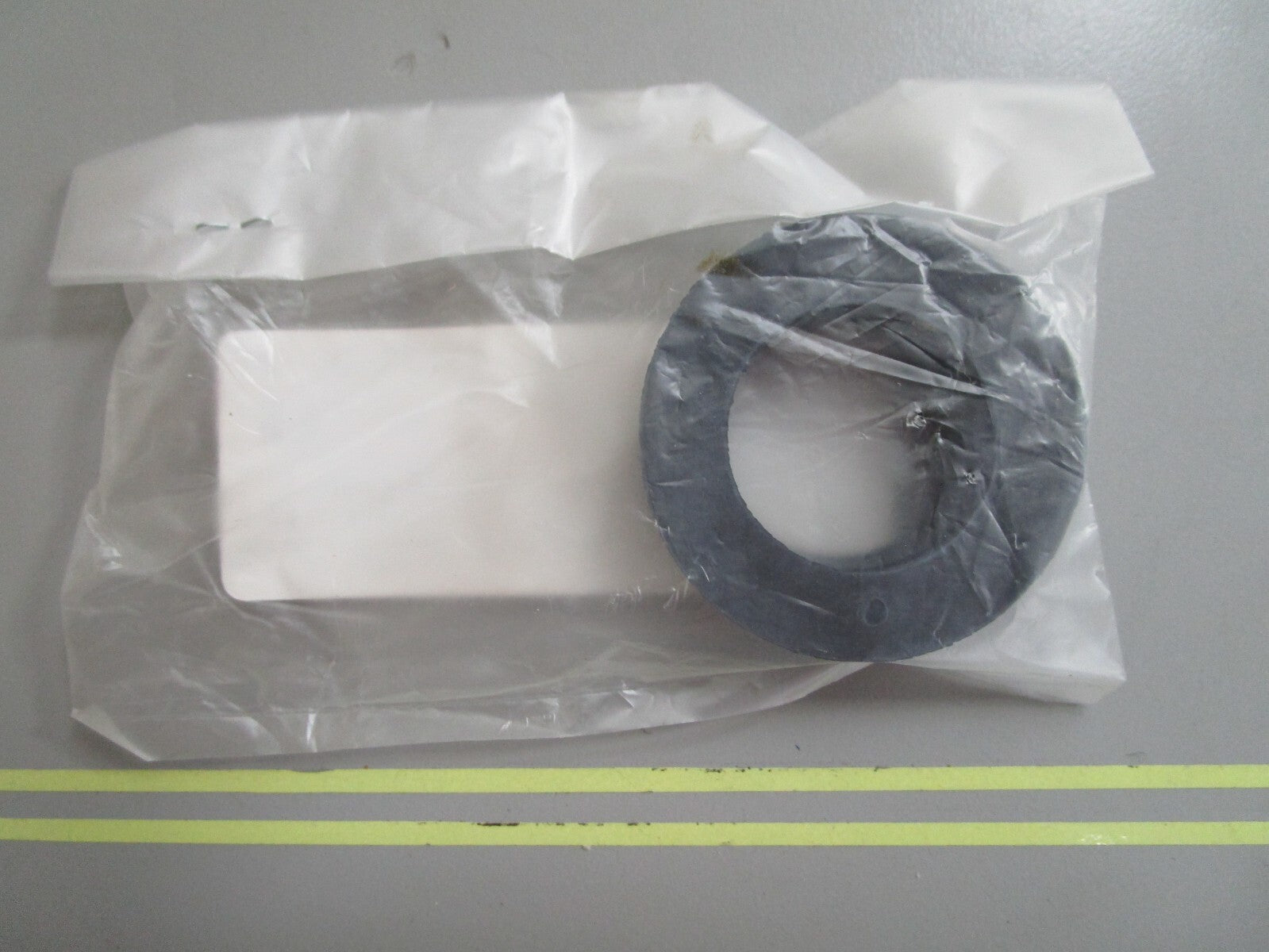 *NEW OEM* 0810 Yamaha Exhaust Seal Gasket 66M-41138-00-00