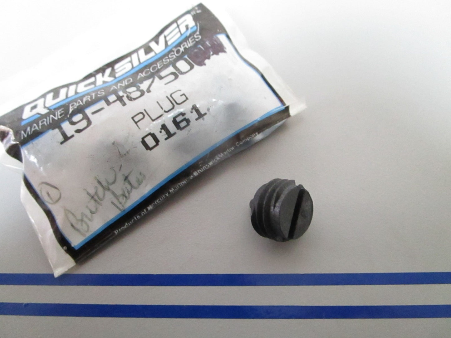NEW OEM 19-48750 Mercury Quicksilver Plug 0810