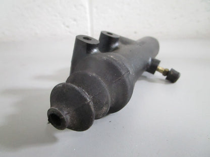 NEW OEM 0002952406 Mercedes-Benz Master Cylinder 0820