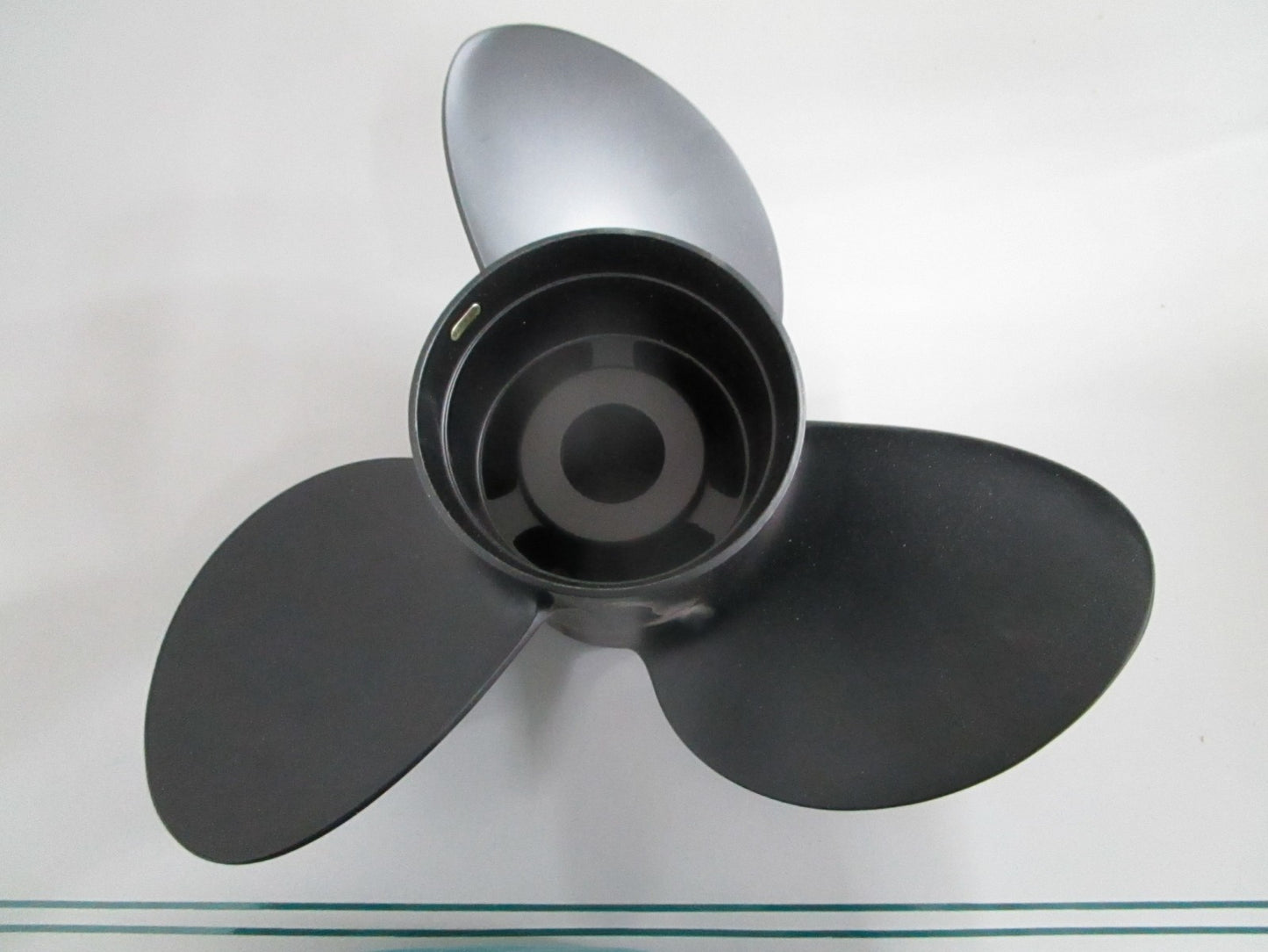 NEW OEM 9511-148-17 Solas E-Series 14.8 × 17 Rubex 3 Propeller 0820