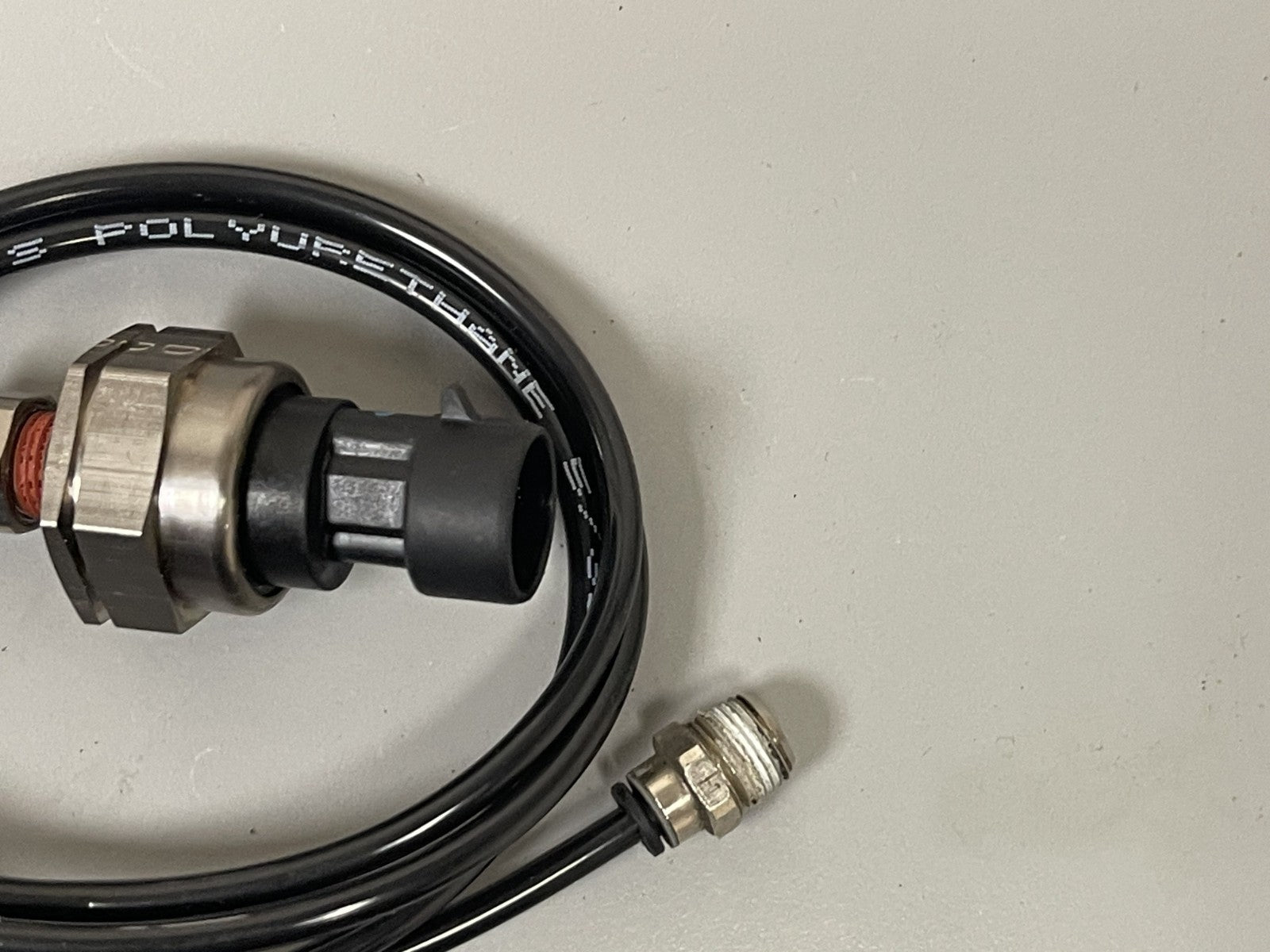 NEW OEM 8M6000631 Mercury Pressure Sensor 0670