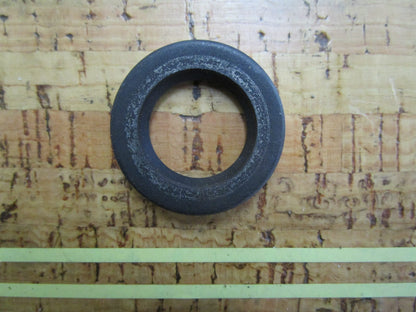 *NEW OEM* 0810 OMC Johnson Evinrude Seal 315256 0315256