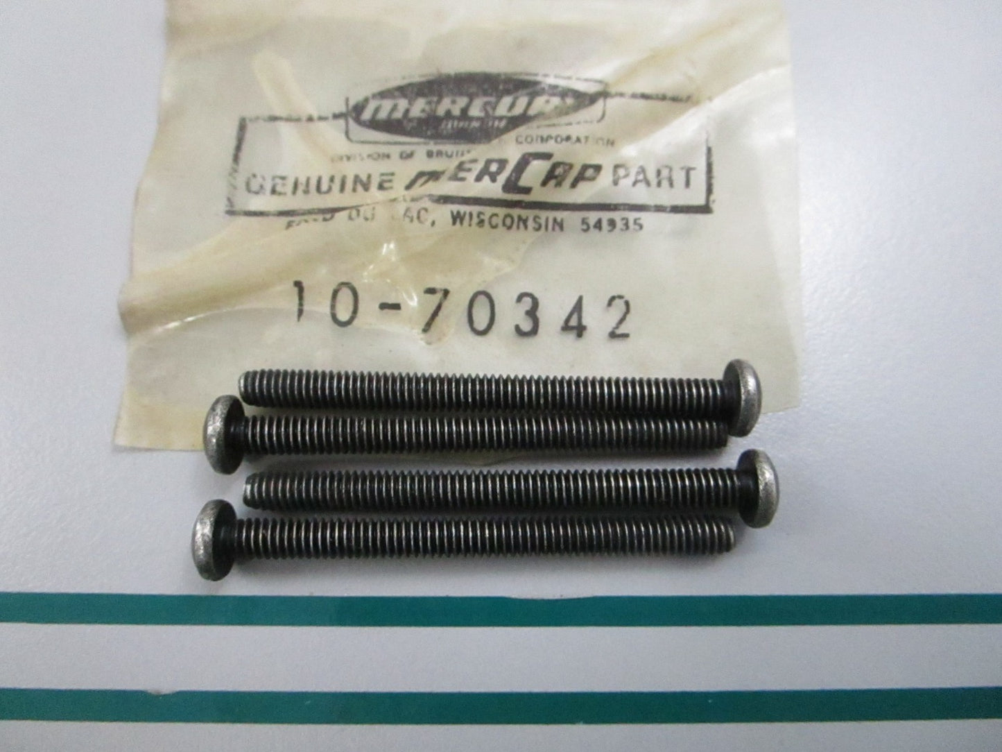 NEW OEM (LOT OF 4) 10-70342 Mercury Quicksilver Screw 0810