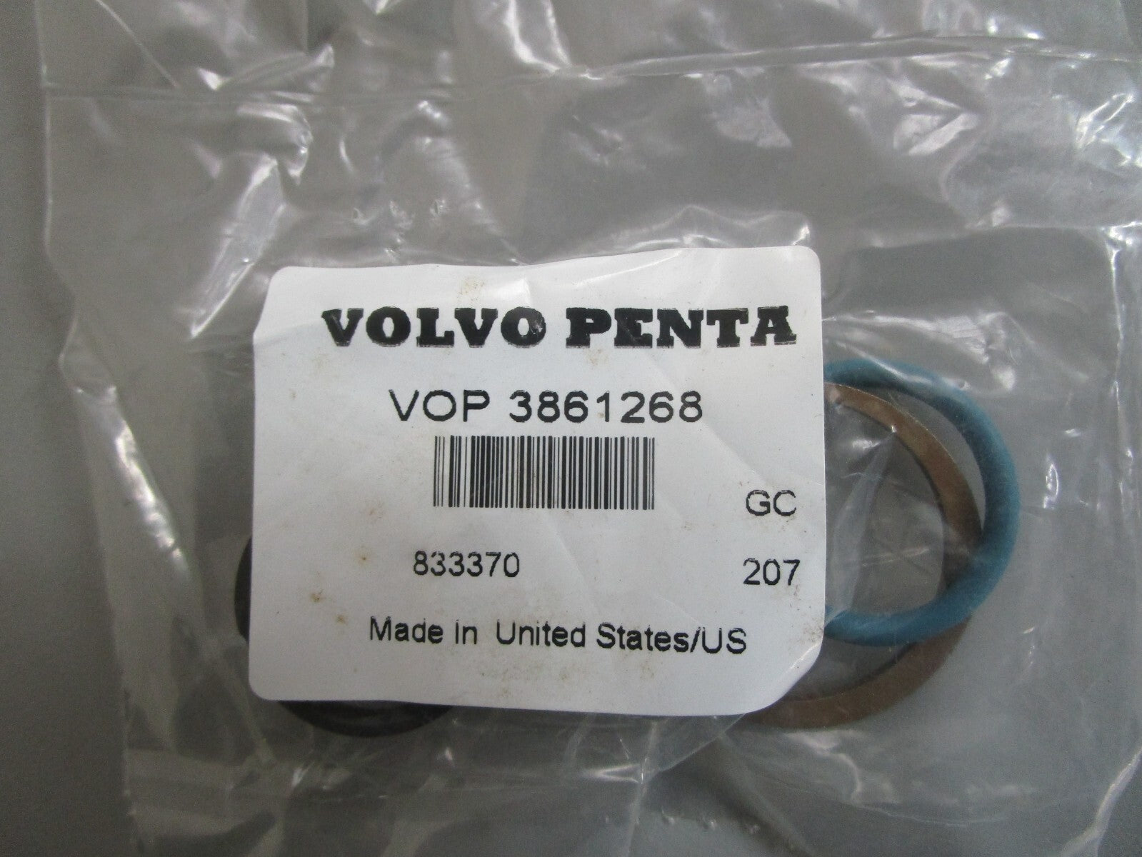 *NEW OEM* 0820 Volvo Penta Seal Kit 3861268