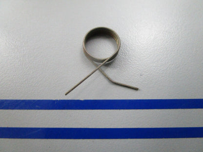 NEW OEM 309699 0309699 OMC Johnson Evinrude Choke Return Spring 0810