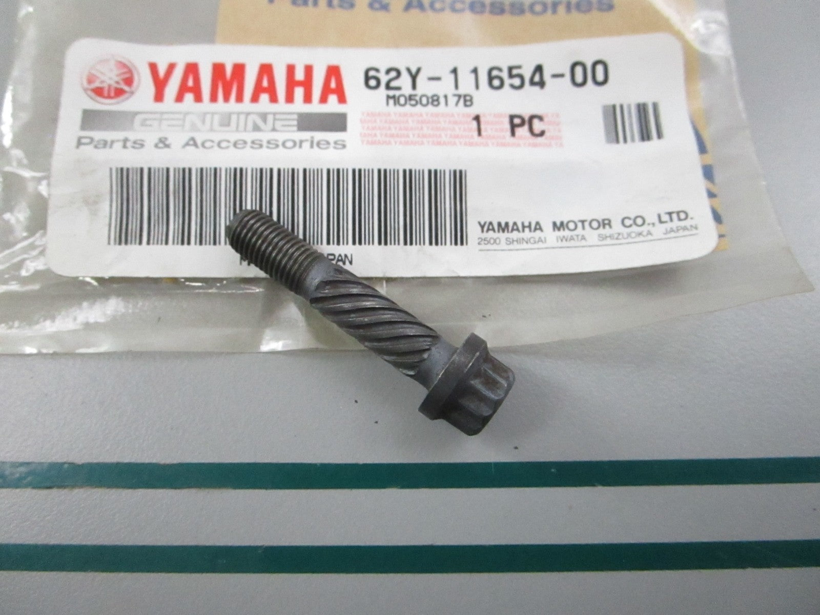 NEW OEM 62Y-11654-00-00 Yamaha Connecting Rod Bolt 0810