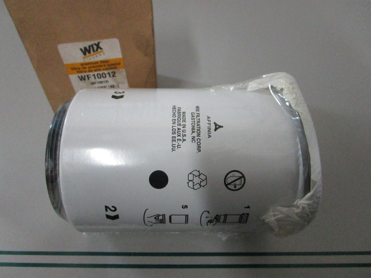 NEW WF10012 WIX Premium Filter 0810