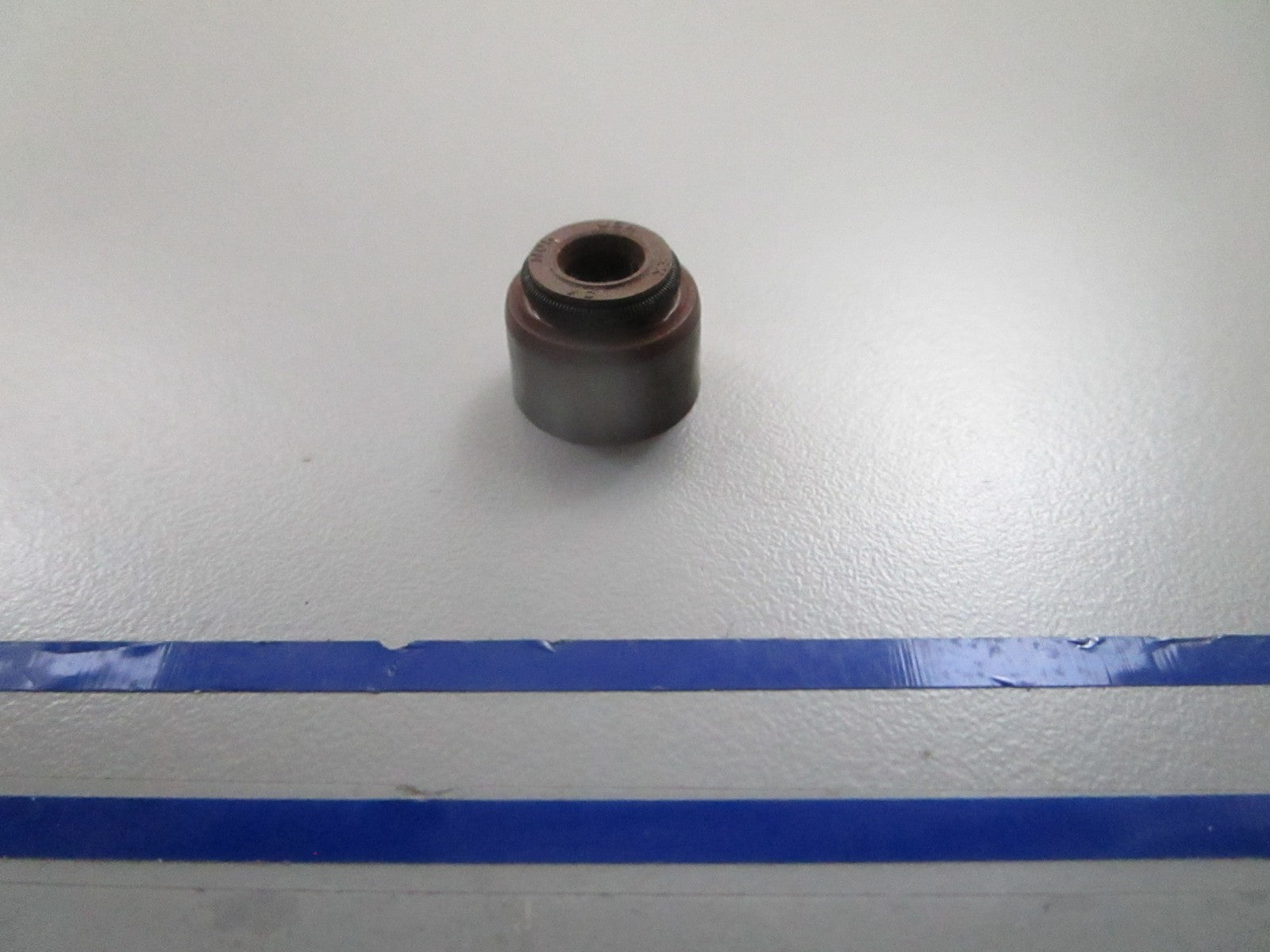 *NEW OEM* 0810 OMC Johnson Evinrude Valve Seal 337237 0337237