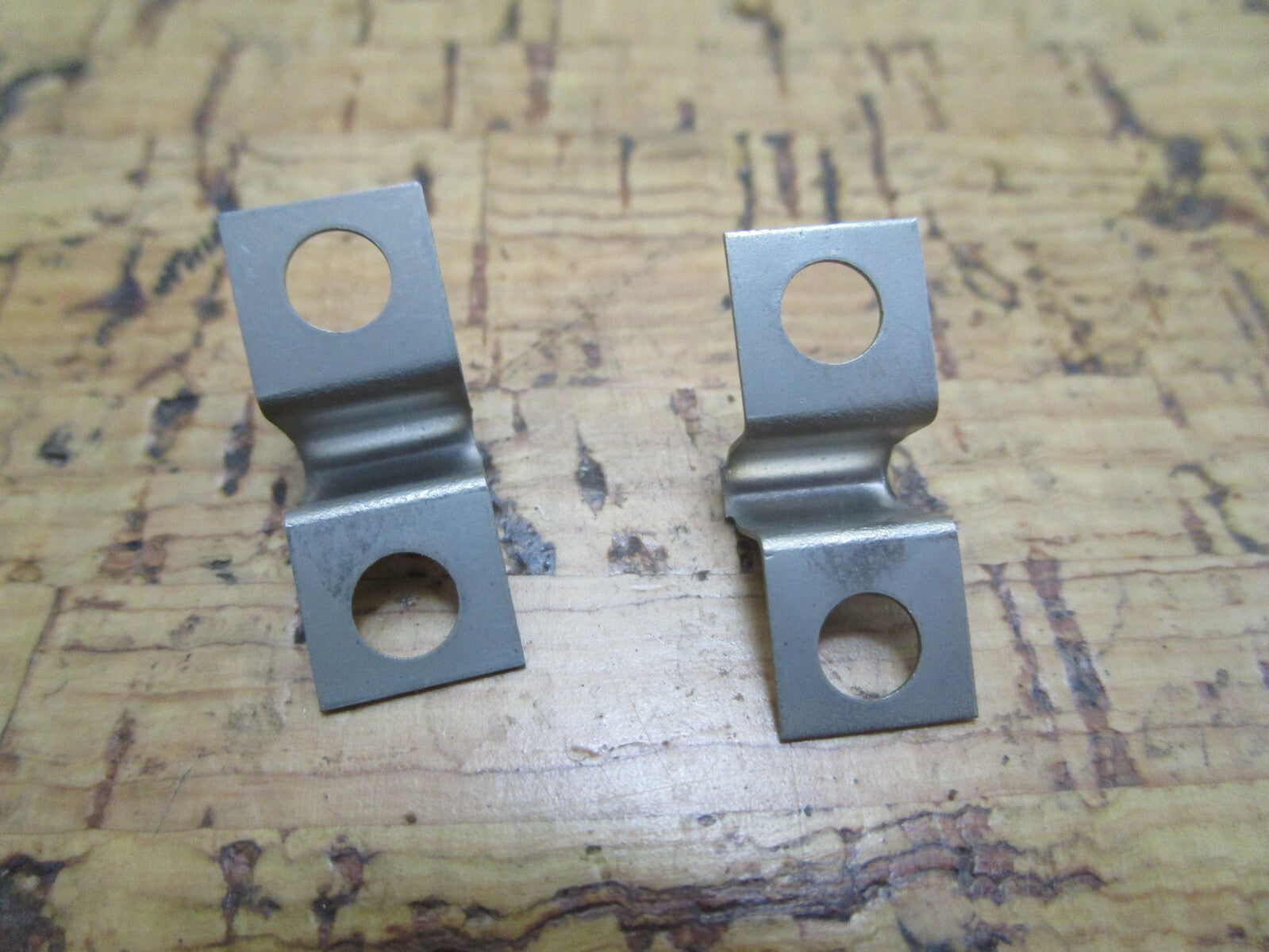 *NEW OEM* (LOT OF 2) 0810 OMC Johnson Evinrude Jumper Block 315004 0315004