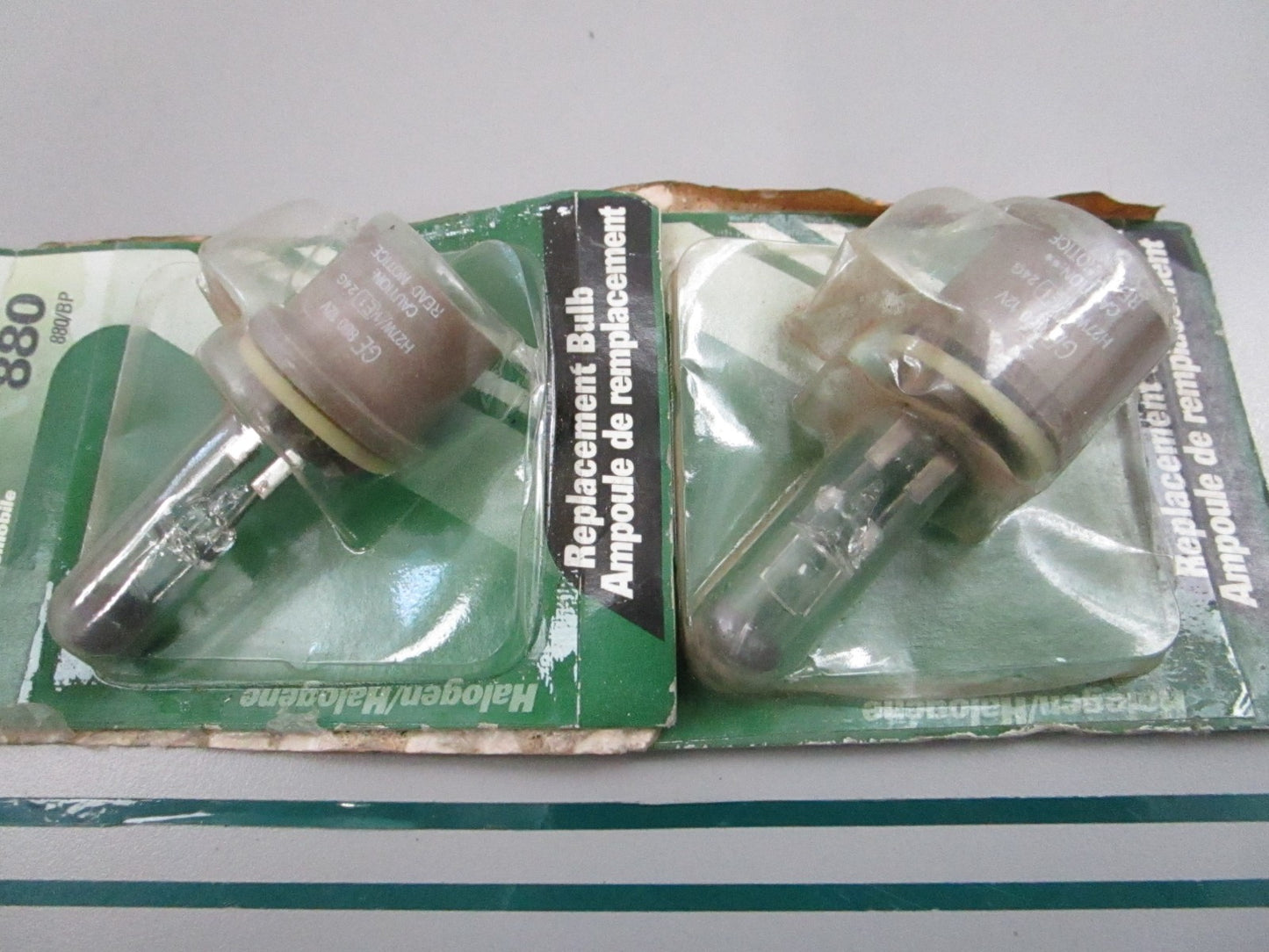Arctic Cat NEW OEM Headlight Bulb 0409-045 880 12V ATV NOS (LOT OF 2) 0810