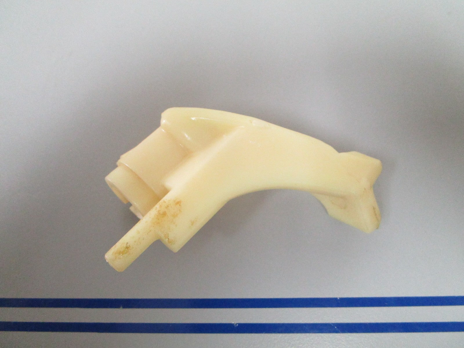 NEW OEM 317657 0317657 OMC Johnson Evinrude Lever 0720