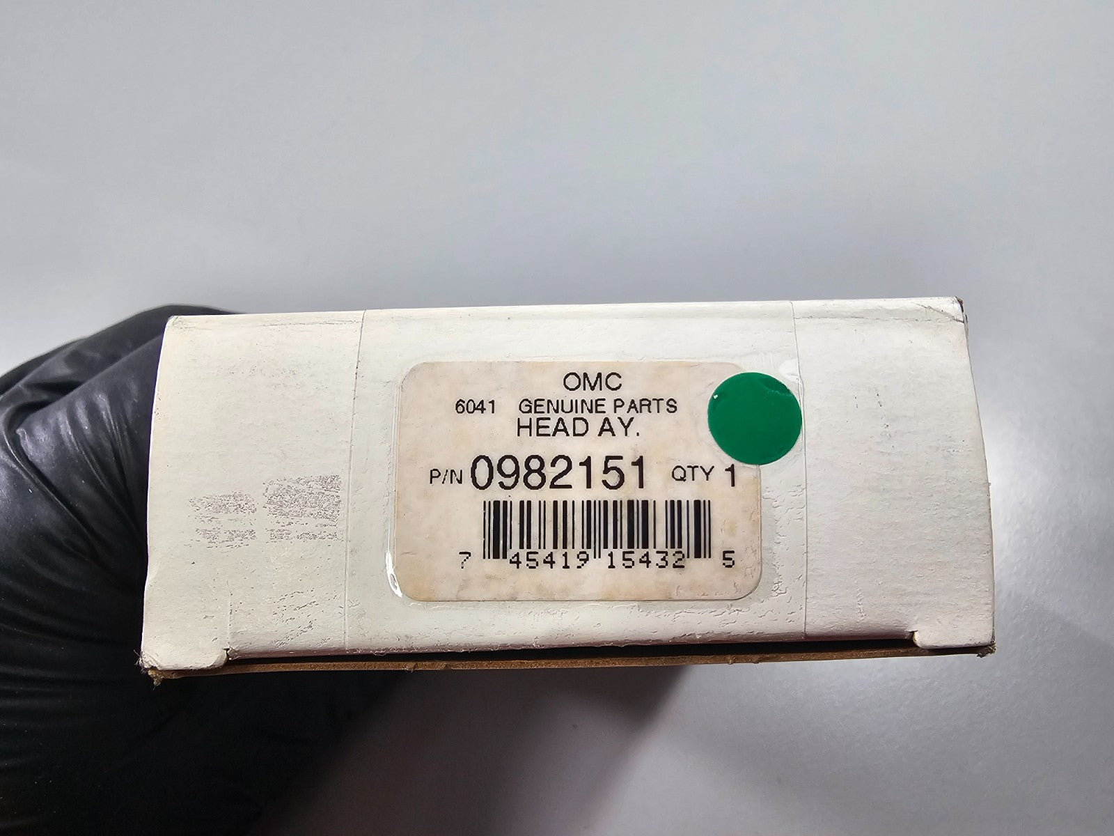 NEW OEM 982151 0982151 OMC Johnson Evinrude Head Assembly 0810