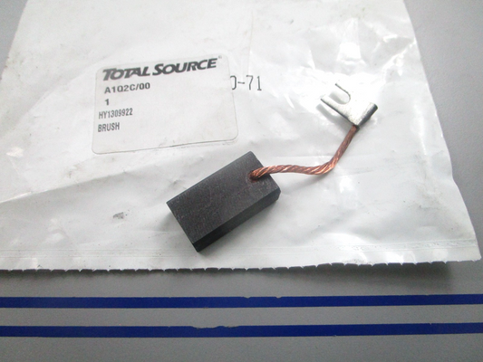 NEW Total Source HY1309922 For: Hyster Brush 0810
