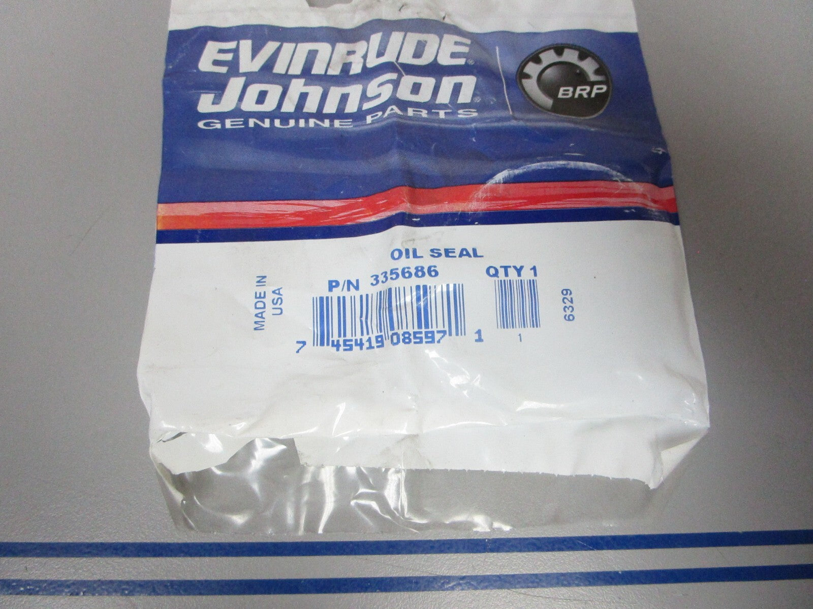 *NEW OEM* 0810 OMC Johnson Evinrude Oil Seal 335686 0335686