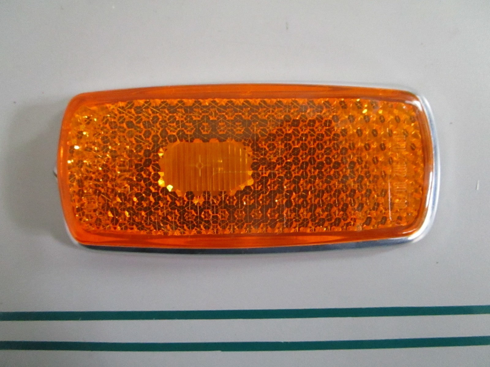 NEW OEM 0008261457 Mercedes-Benz Front Amber Lens 0820