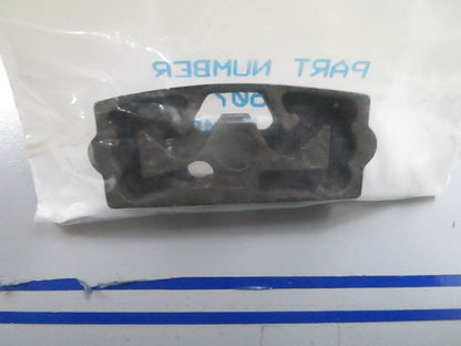 *NEW OEM* 0810 OMC Johnson Evinrude Anchor 338507 0338507