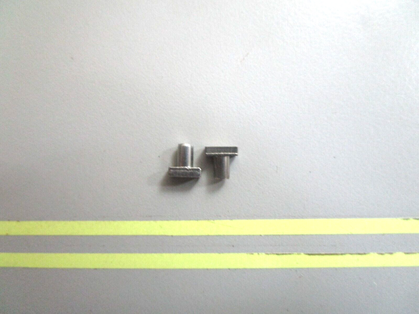 *NEW OEM* (LOT OF 2) 0750 OMC Johnson Evinrude IMPELLER PIN 306196 0306196