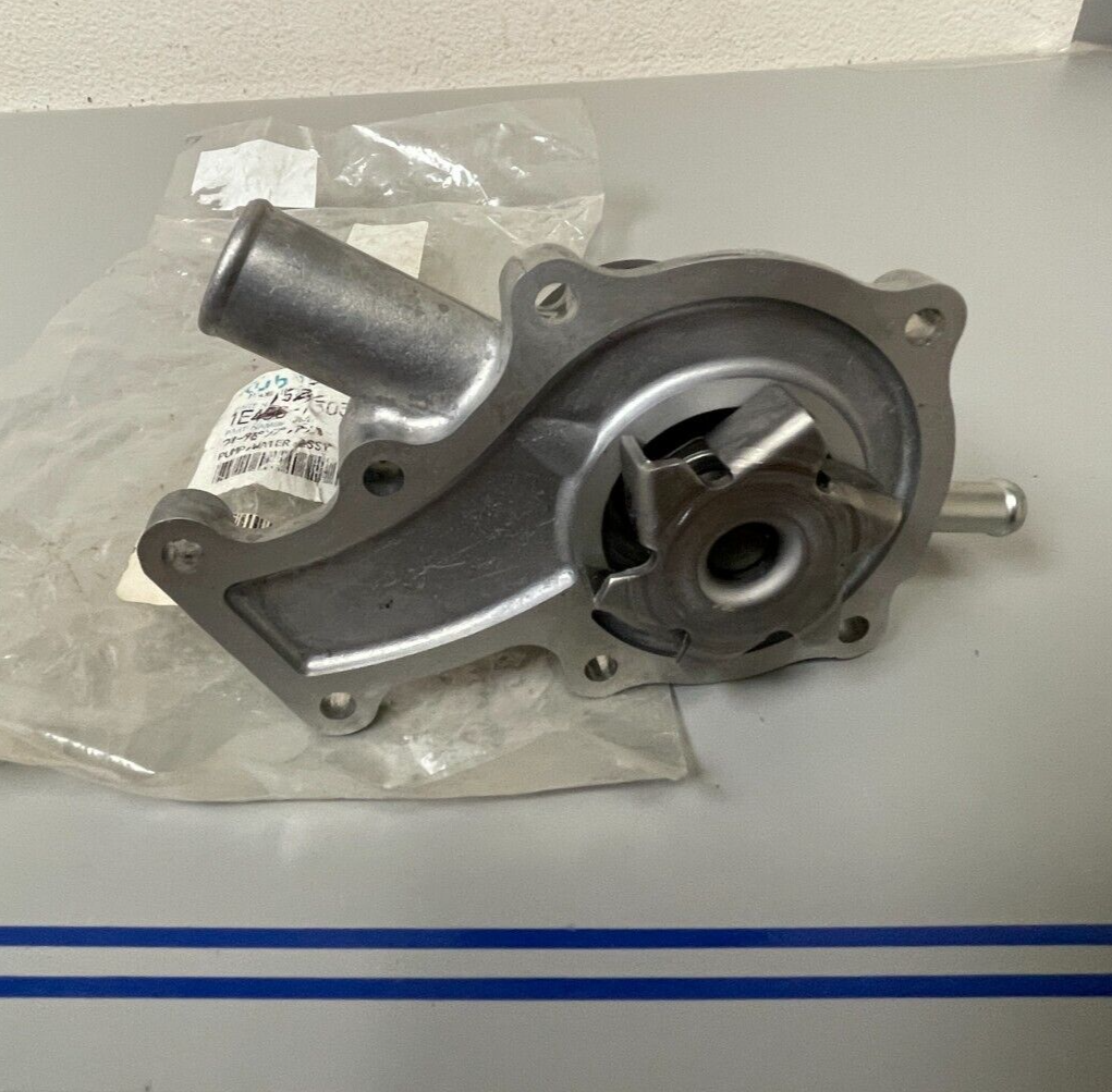 *NEW OEM* 0720 Kubota Water Pump Assembly 1E496-73030